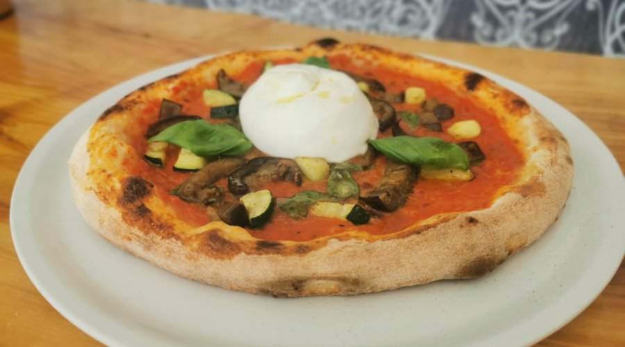 Veget. Mit burrata.