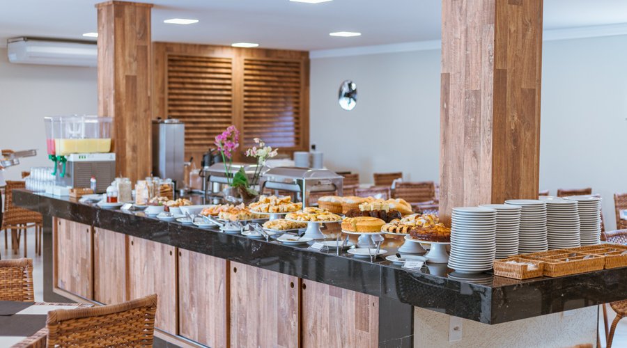 Café da manhã buffet self service