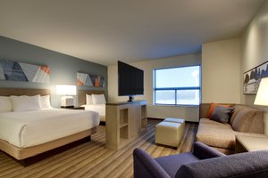 Room & Suite