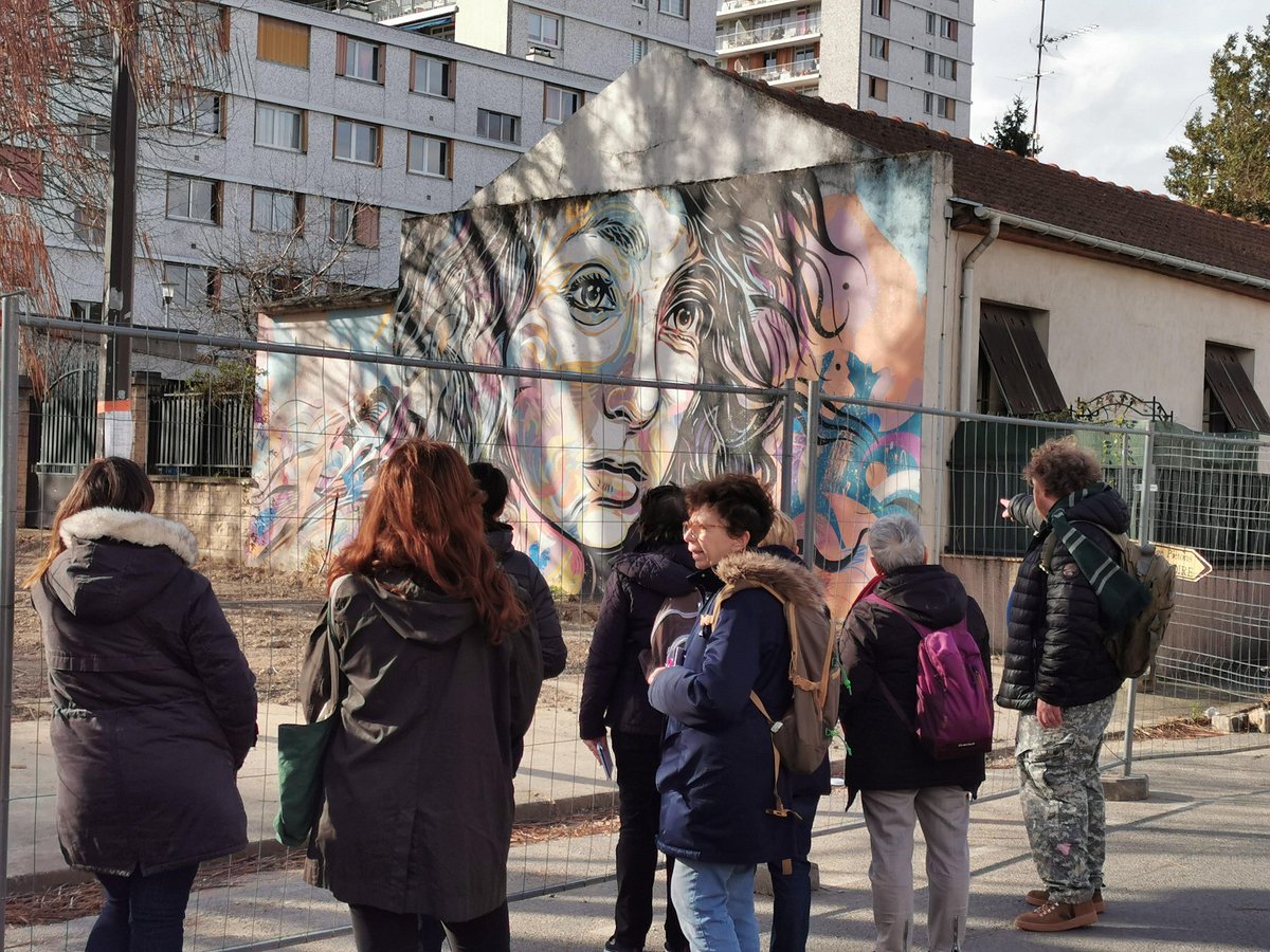 Street Art Tour Paris Street art and trompe l'oeil: an art of falsehood