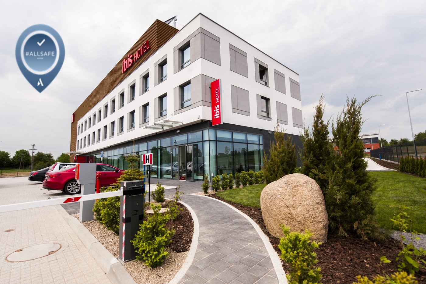 hotel ibis poznań suchy las