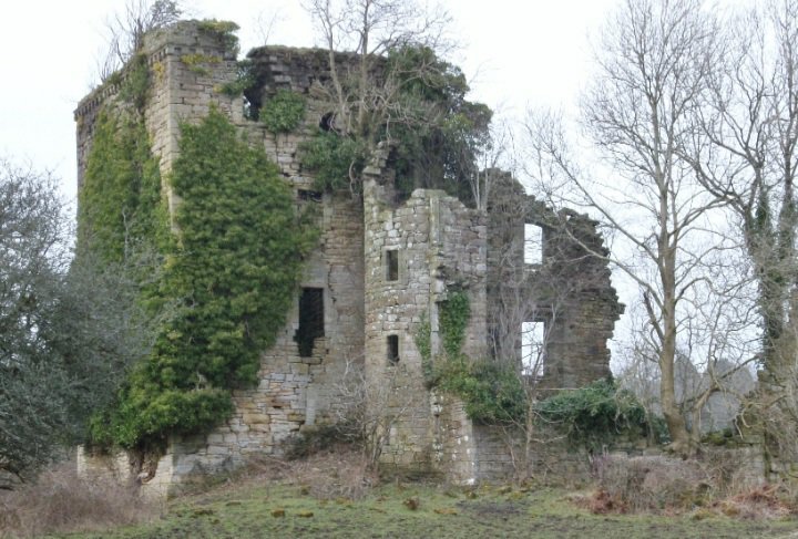 Kilbirnie Castle (Scotland): Address - Tripadvisor