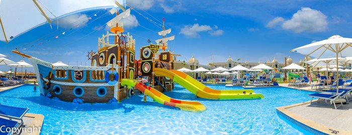 Titanic Royal Resort Pool Pictures & Reviews - Tripadvisor