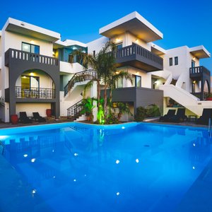 Esplanade Apartments in Crete