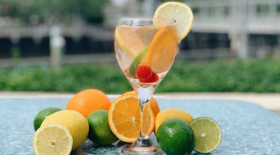 White wine sangria 
