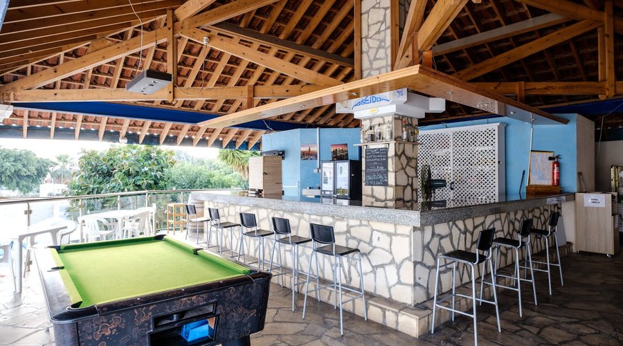 PoolBar