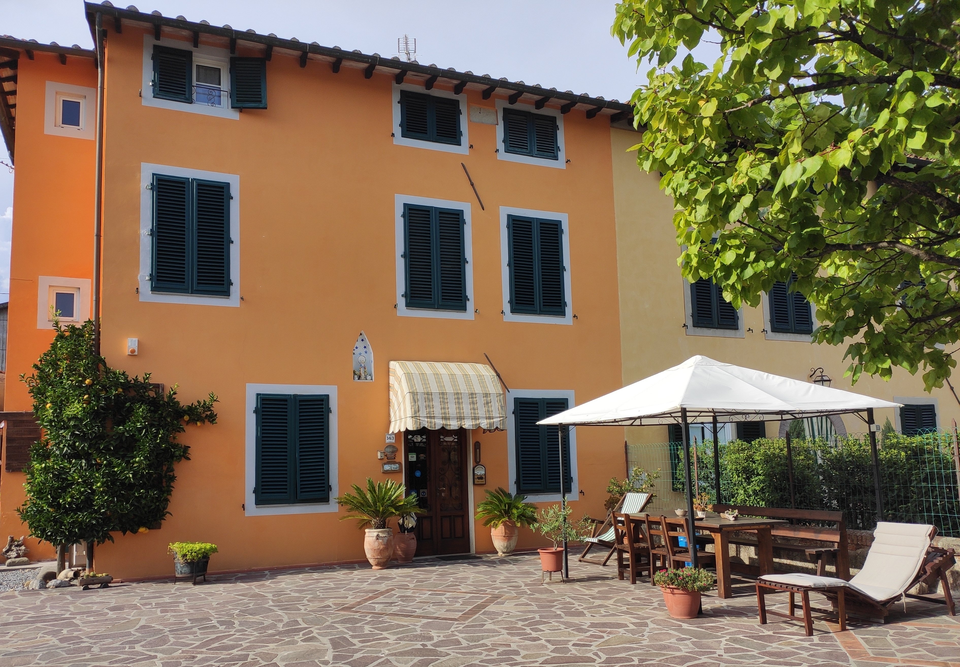 BED & BREAKFAST LUCCA FORA - Prices & B&B Reviews (Italy)