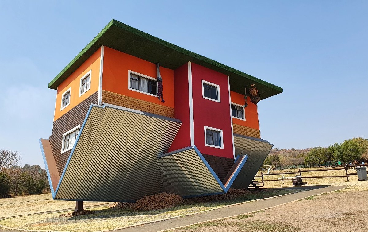 UPSIDE DOWN HOUSE (Hartbeespoort) - 2022 What to Know BEFORE You Go