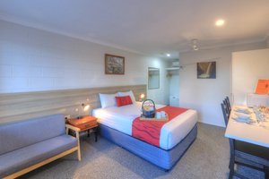 Room & Suite