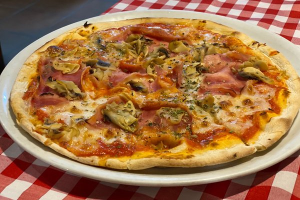 PIZZERIAS PAPA LUIGI - Calle Castillo, 7, Fuengirola, Málaga, Spain -  Restaurants - Restaurant Reviews - Phone Number - Yelp