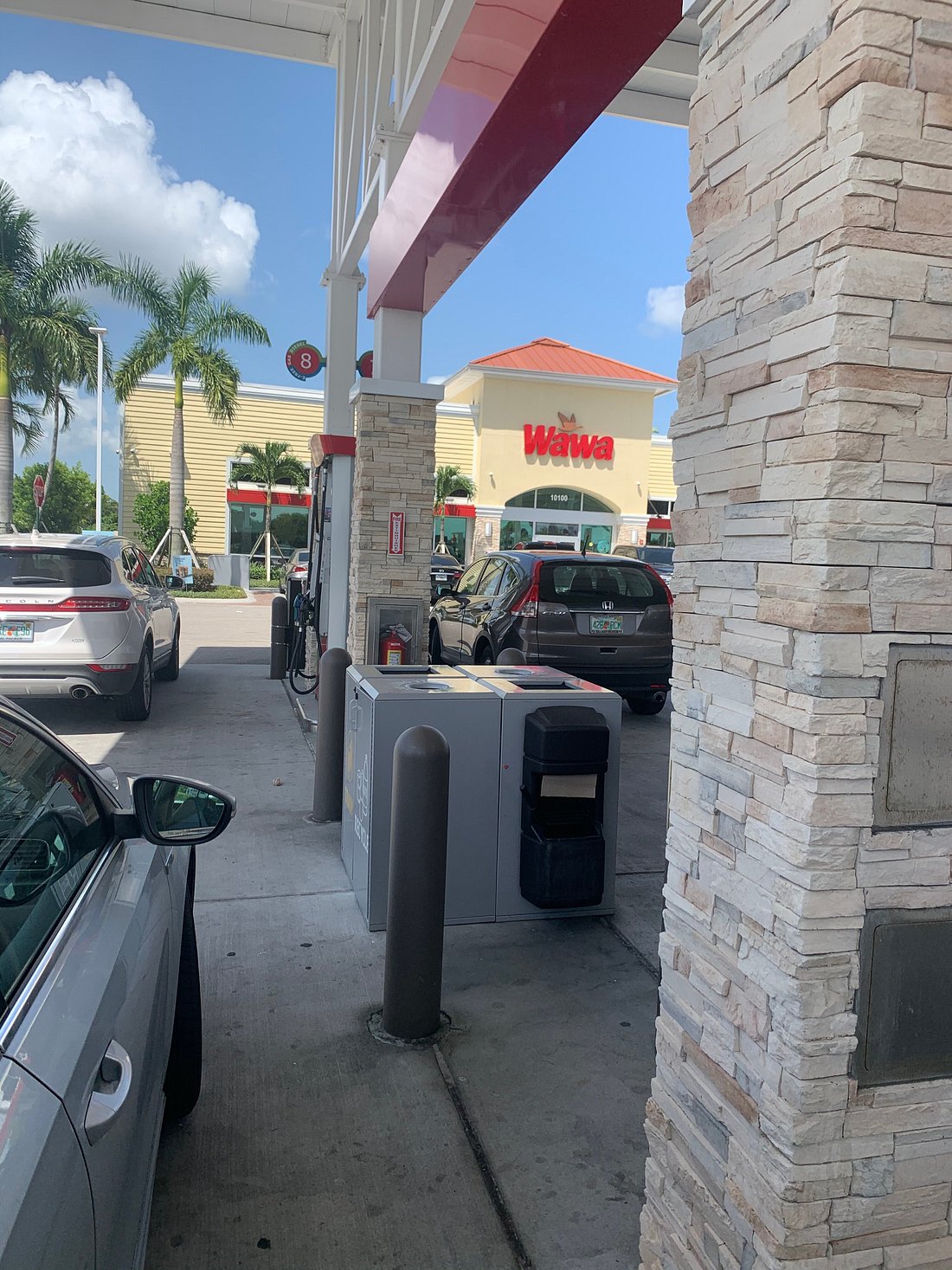 WAWA, Delray Beach - 10100 W Atlantic Ave - Fotos, Número de Teléfono y  Restaurante Opiniones - Tripadvisor