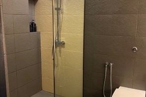 Room & Suite