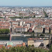 Esplanade de la Basilique