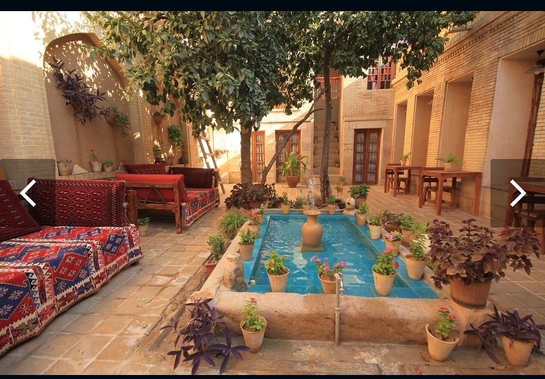 MAHMONIR TRADITIONAL HOUSE - Updated 2024 Guest house Reviews (Shiraz, Iran)