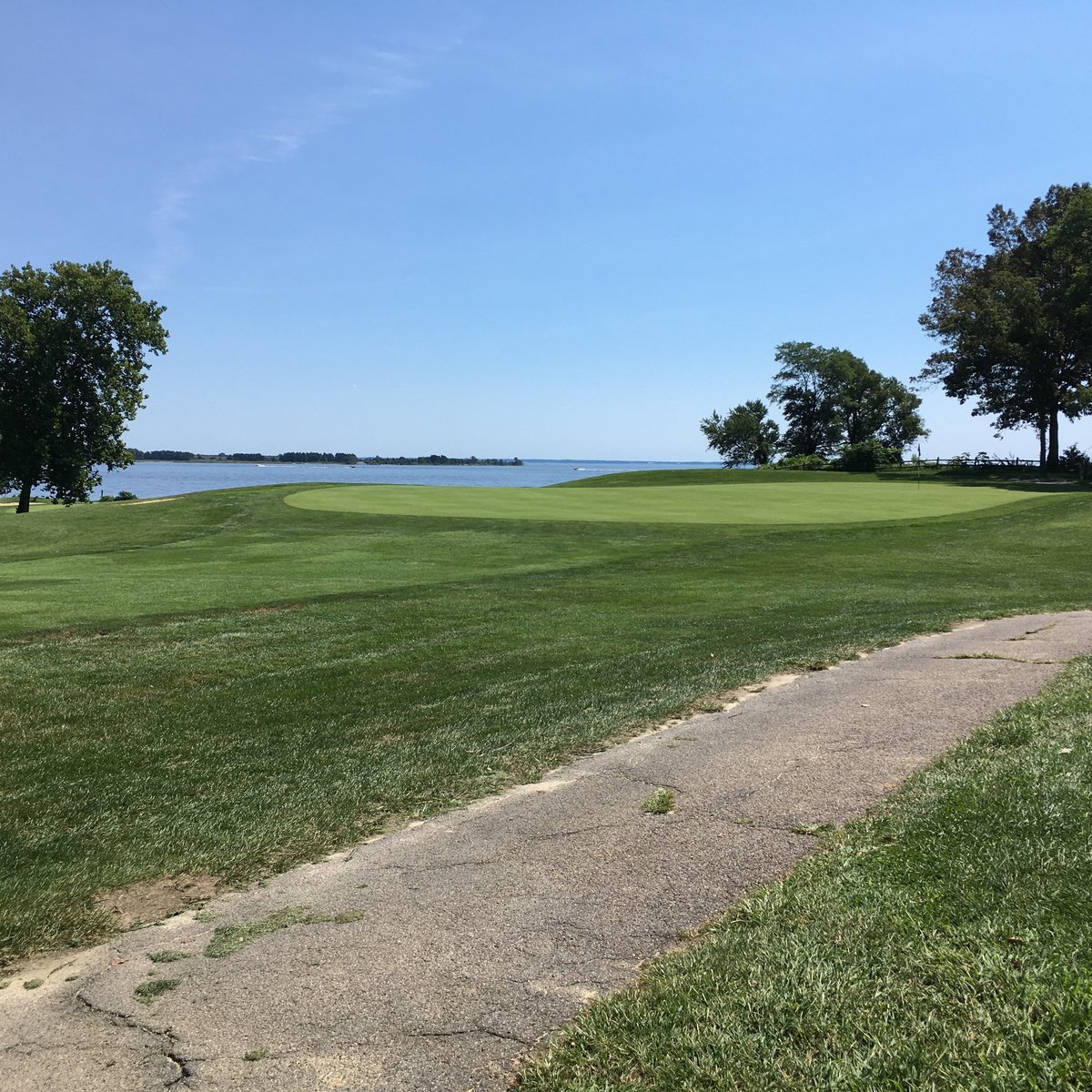 Rocky Point Golf Course, Essex, Maryland Golf course information and