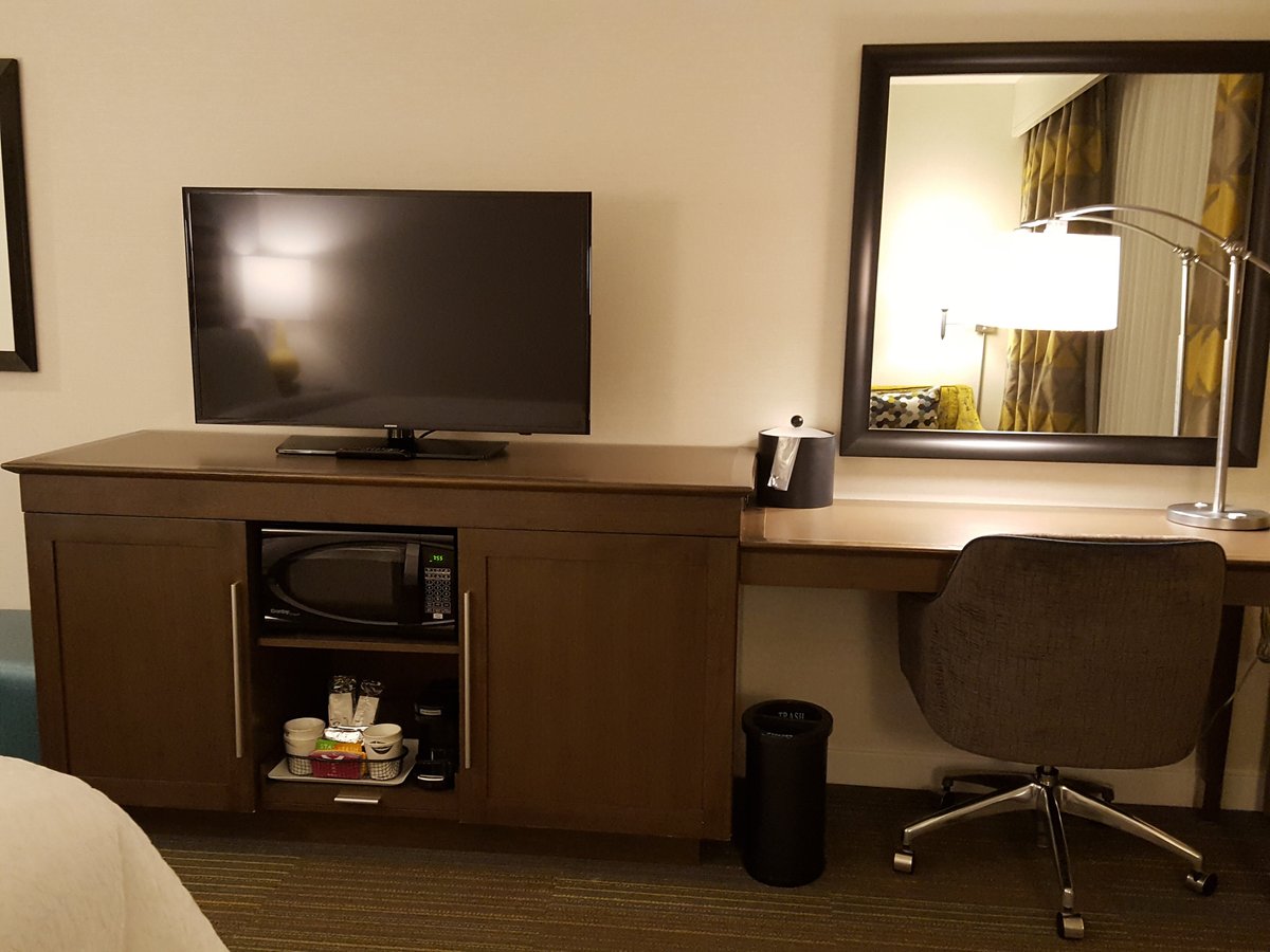 HAMPTON INN & SUITES BY HILTON SEATTLE/NORTHGATE - Updated 2024 Prices ...