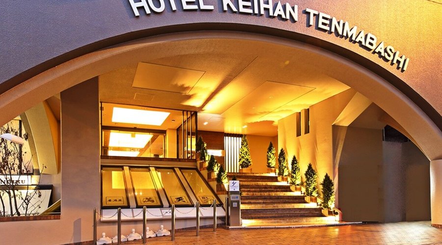 入口【Entrance】皆様のお越しをお待ちしております。
We look forward to seeing you.