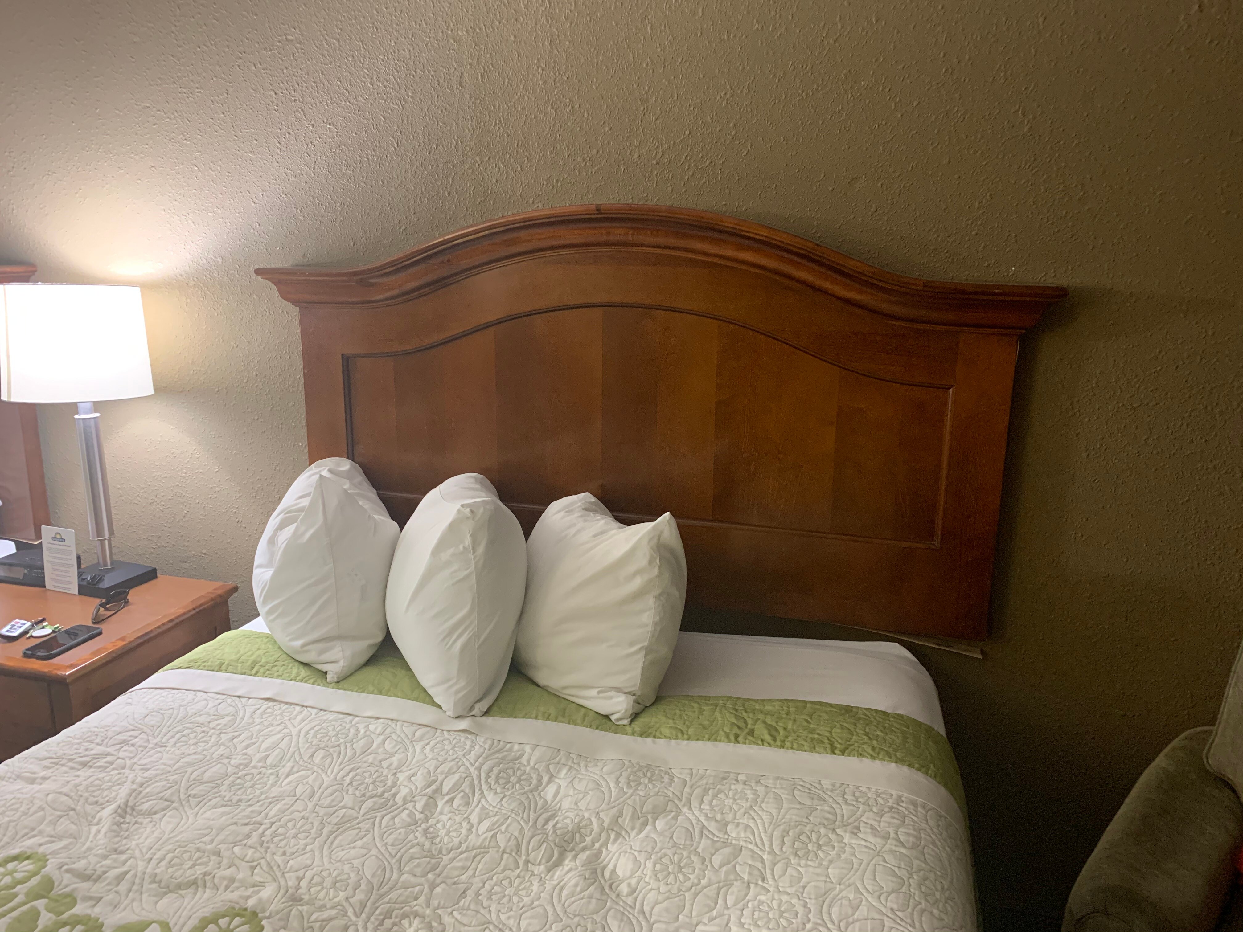 DAYS INN KLAMATH FALLS 120 1 5 4 Updated 2022 Prices Hotel   Duvet And Sheets Seem 