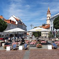 Fountain and cafe terrace