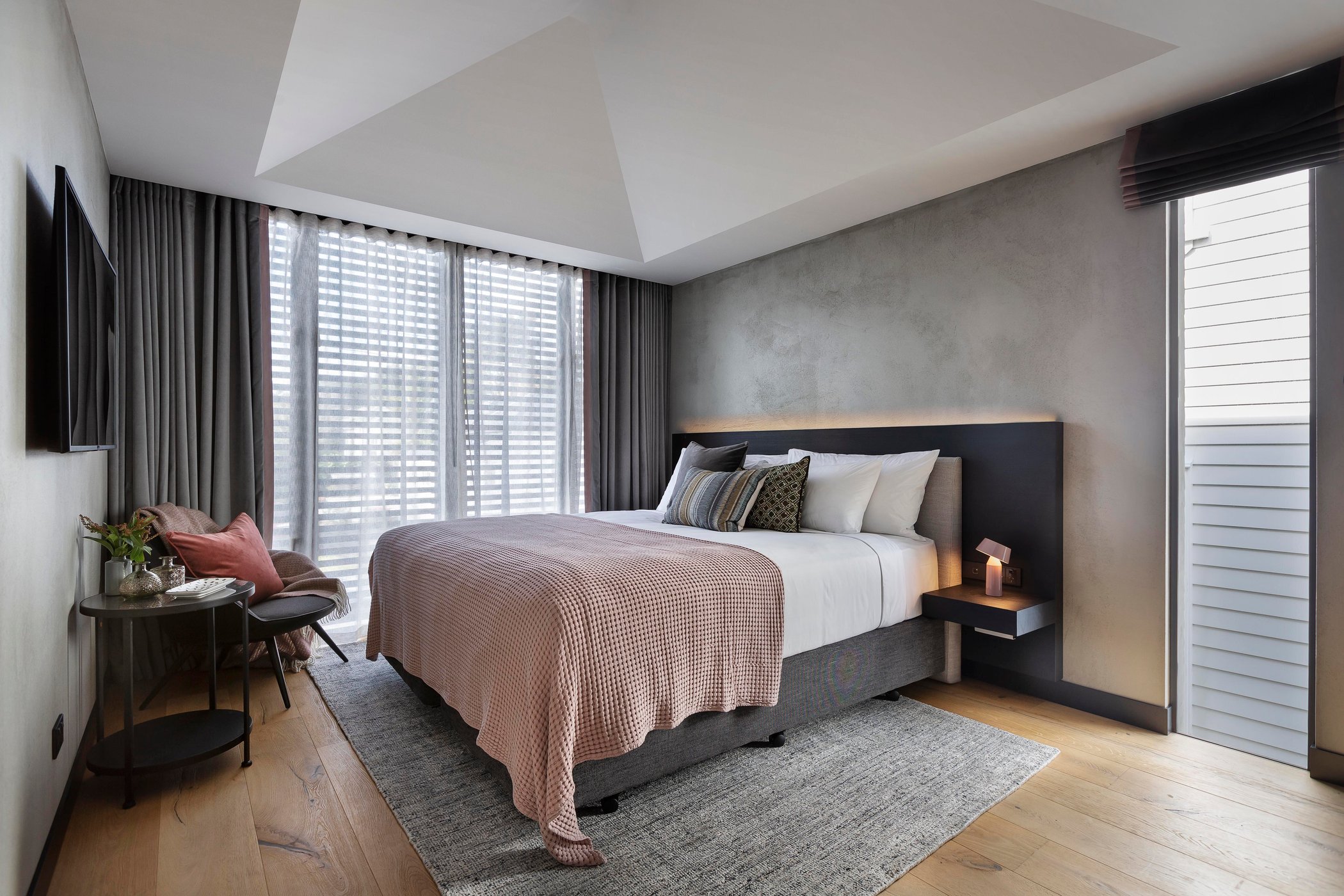Hotel Fitzroy by Luminous by null