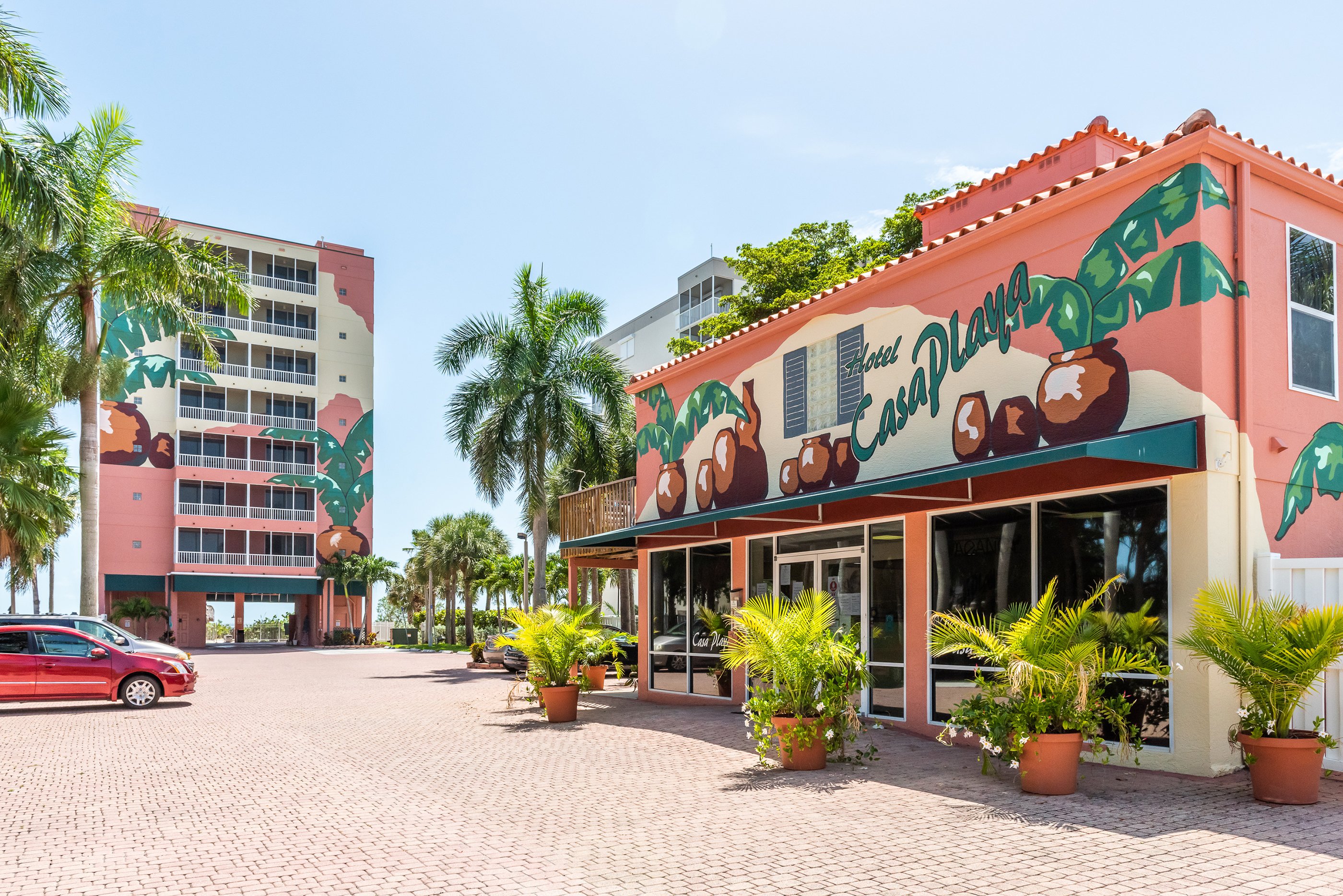 Explore Casa Playa Fort Myers Beach: Your Ultimate Beachfront Getaway