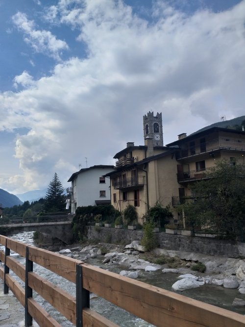 GARNI LA GENZIANA B&amp;B (Temù) Prezzi e Recensioni 2023