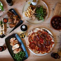 Love Tapas? Love El Café! Enjoy Pizzas, Paellas, Tapas & Parillas as well as so much more!