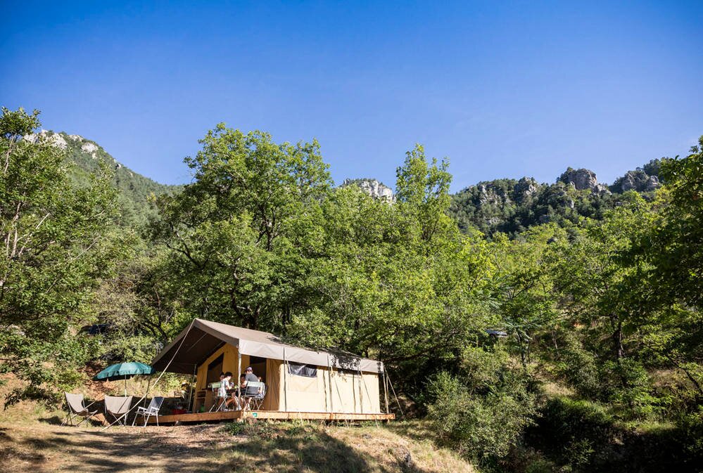 CAMPING HUTTOPIA GORGES DU TARN : Tarifs 2024 Et 61 Avis