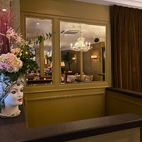 ESCALIER BAR