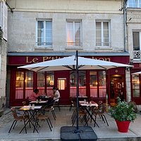 Façade du restaurent le P'tit Bouchon