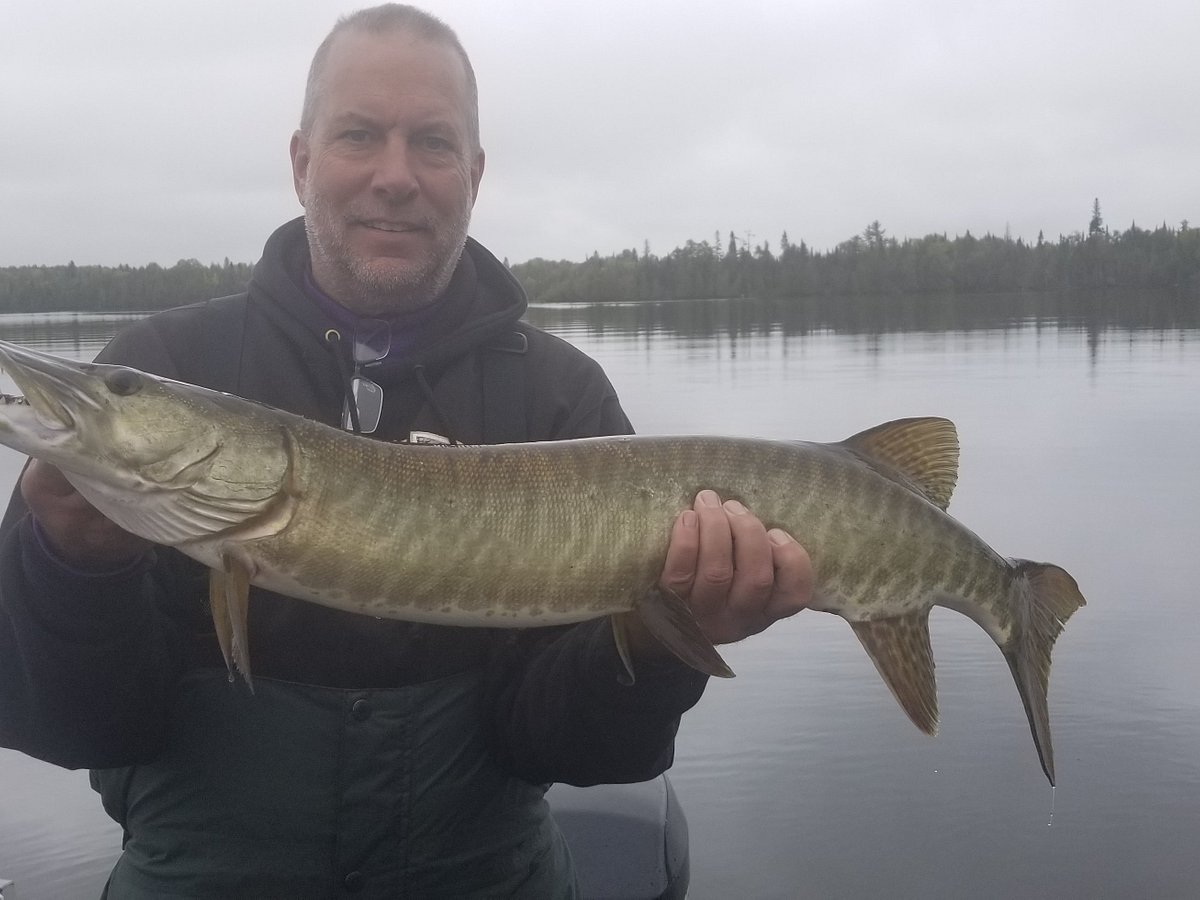 Caught My First Musky - Googan Squad Zinger - Northern Maine : r