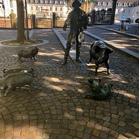 Schweinehirt und seine Tiere