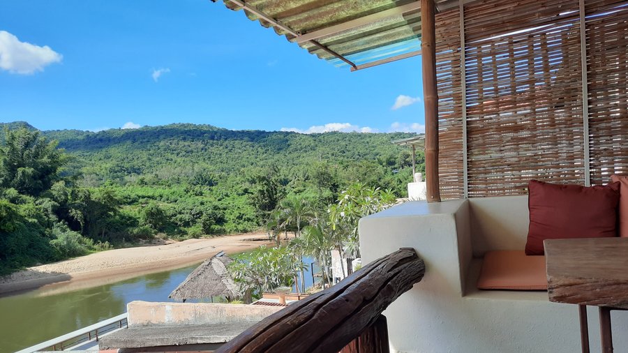 V1 - Private house by the River Kwai.