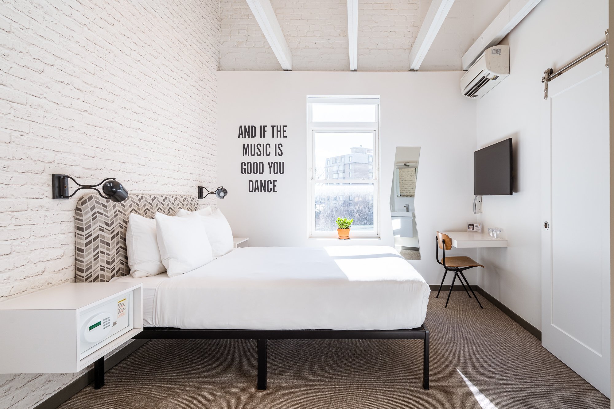 Hotel Hive by null