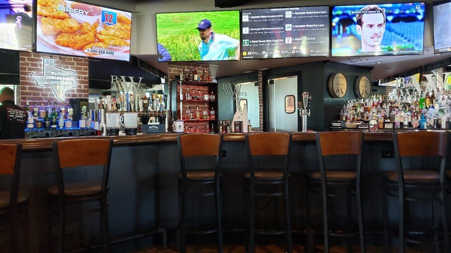 Big Whiskey's American Bar & Restaurant - Jefferson City