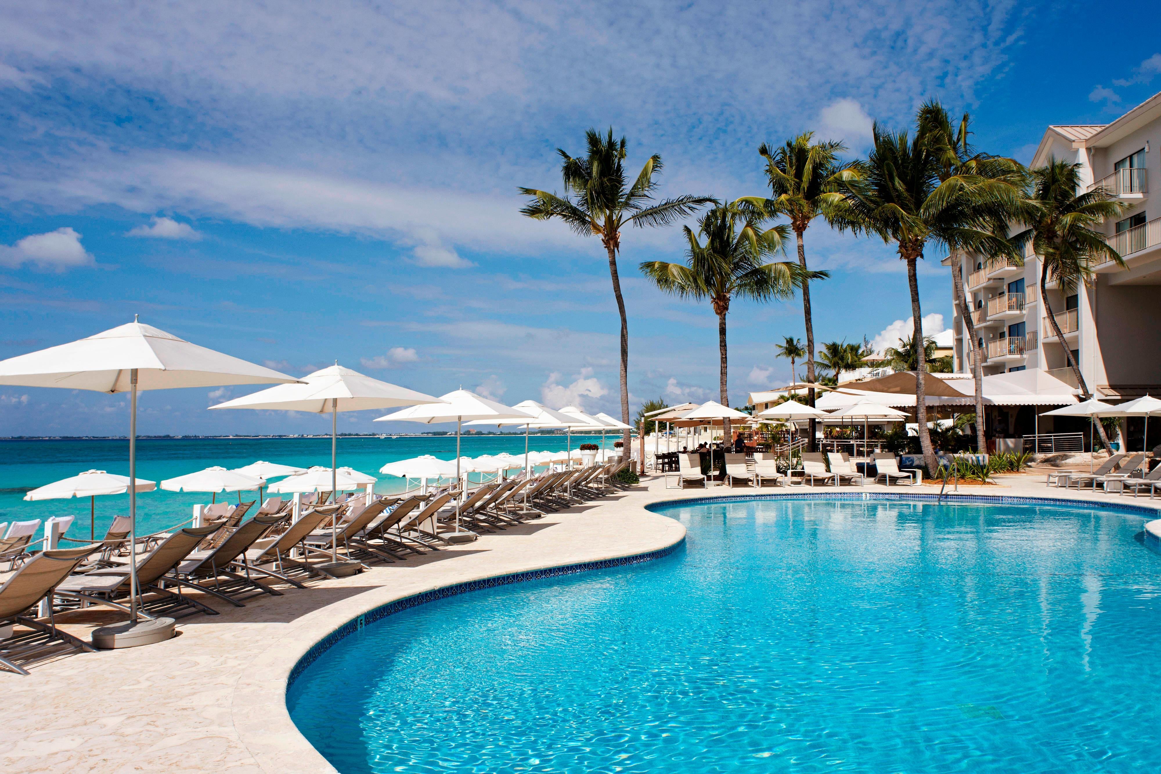 grand cayman marriott beach resort        
        <figure class=