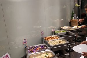 餐饮
