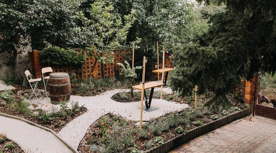 Outdoor space for relaxation and sitting