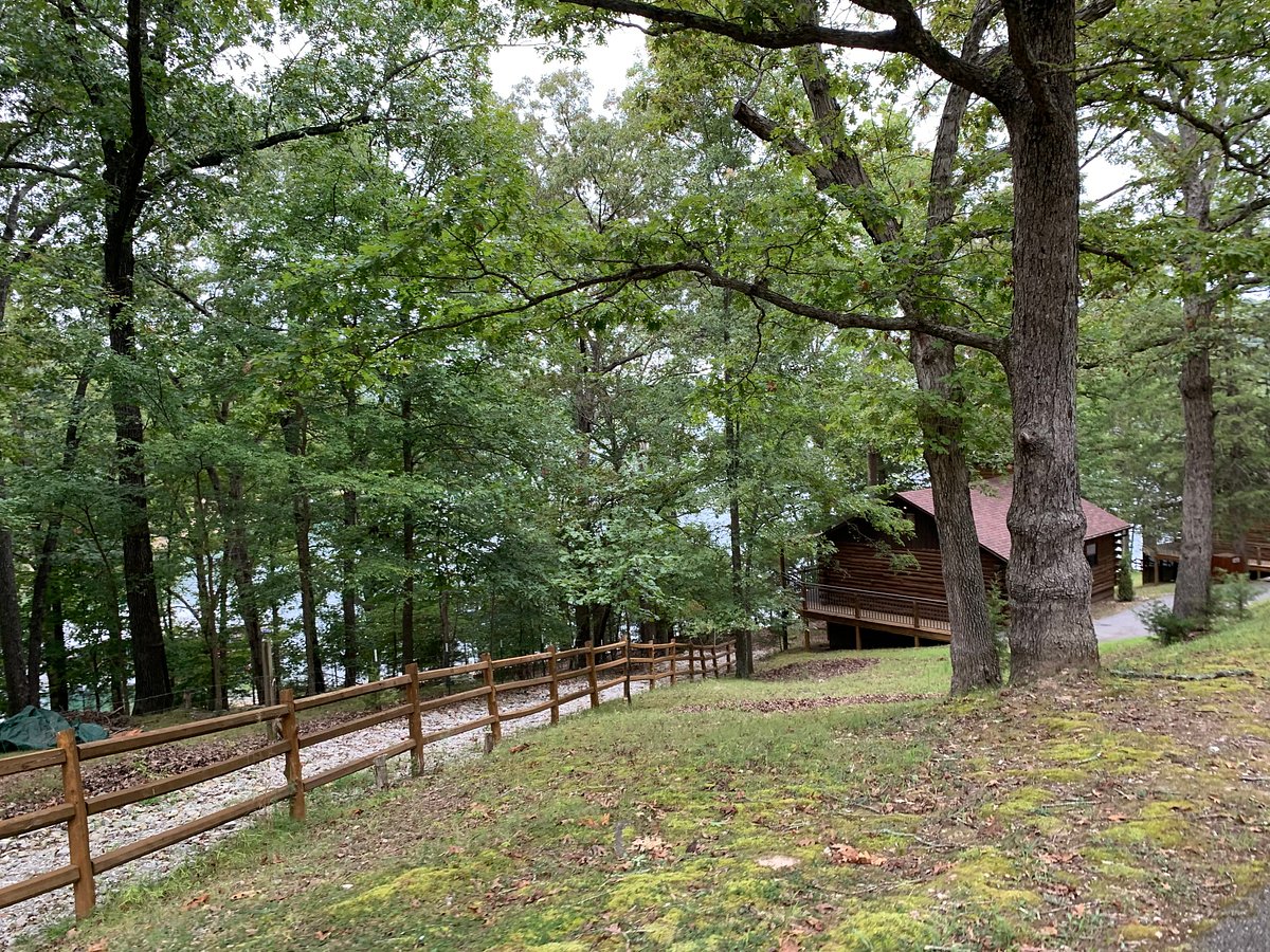 Lake Shore Cabins On Beaver Lake Prices And Campground Reviews Eureka Springs Ar