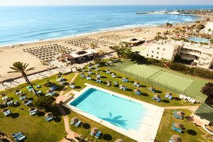 Piscine et plage