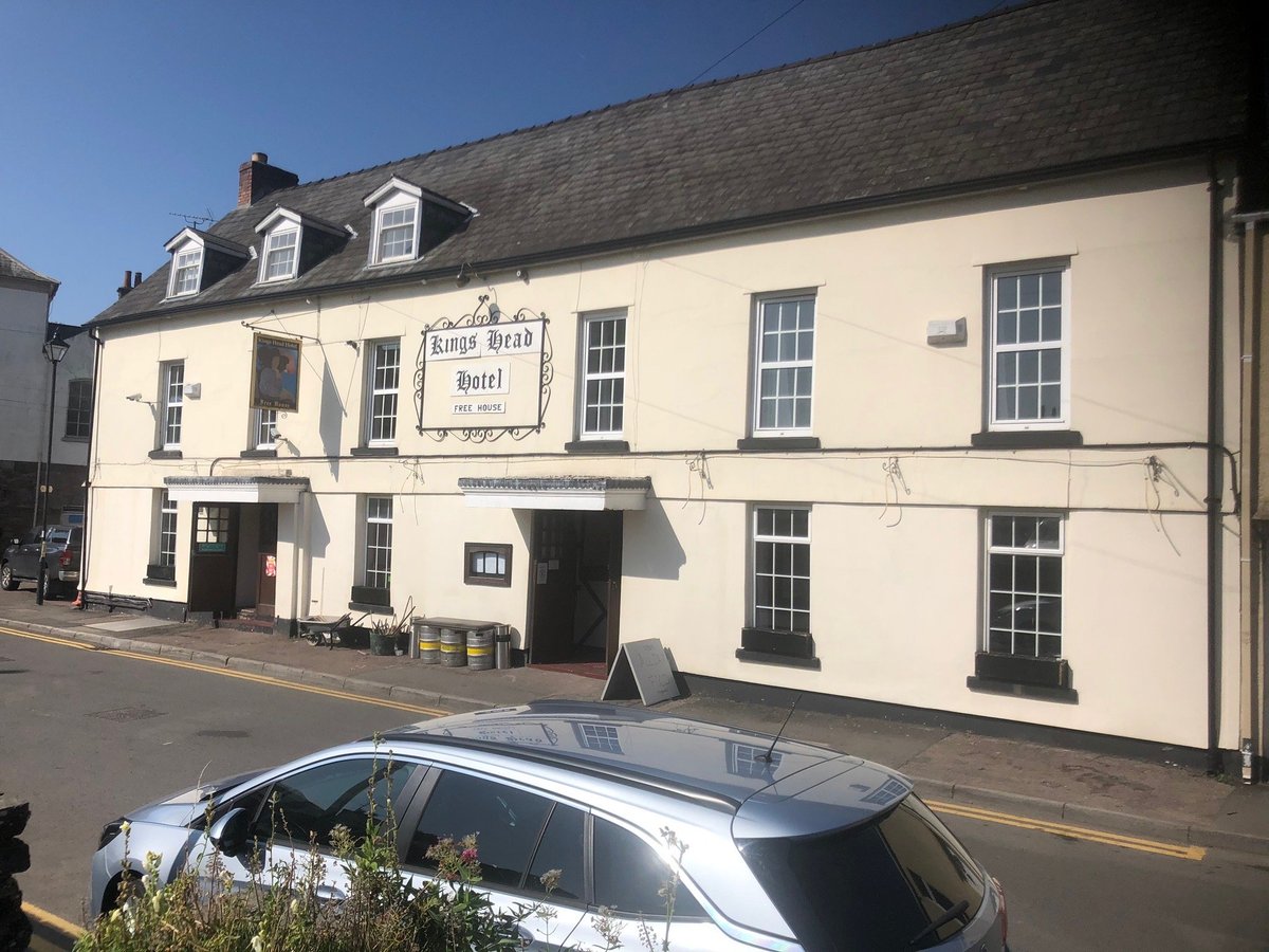 KINGS HEAD HOTEL USK: Reviews (Wales, UK) - Photos of B&B - Tripadvisor