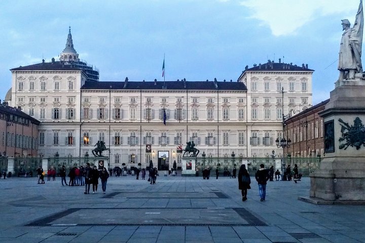 Explore the Venaria Reale History: World's Largest Royal Palace