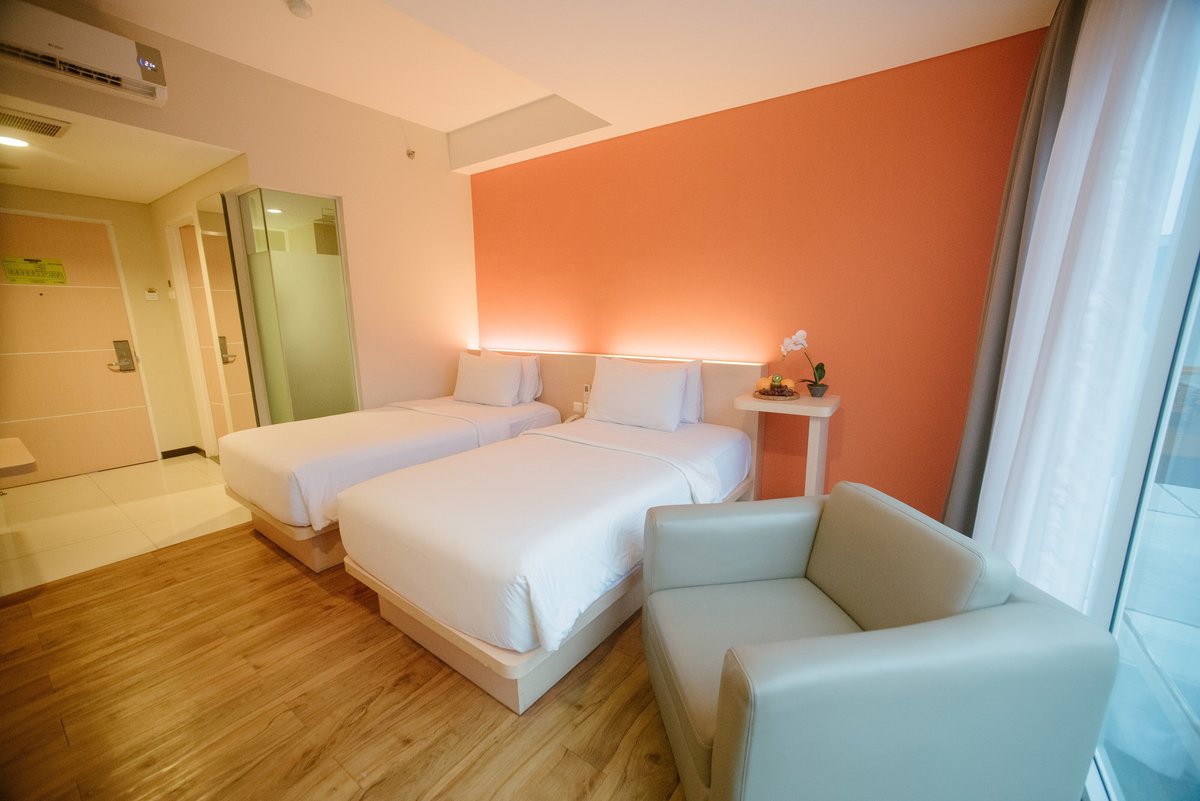 MaxOneHotels at Bounty Sukabumi Rooms: Pictures & Reviews - Tripadvisor