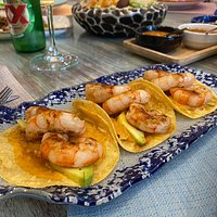 Langostinos con chile chipotle