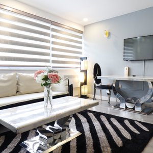 1 Large Bedroom Apartment