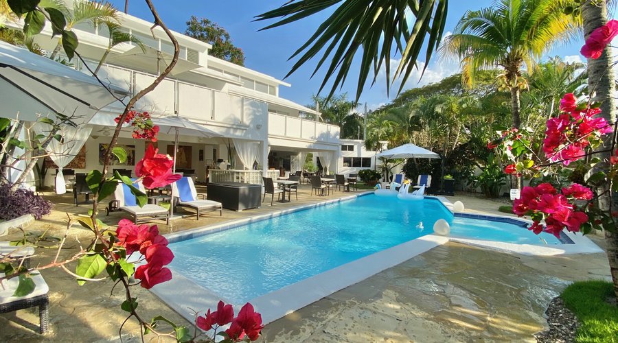 Boutique Hotel Casa Veintiuno. Your home away from home. 