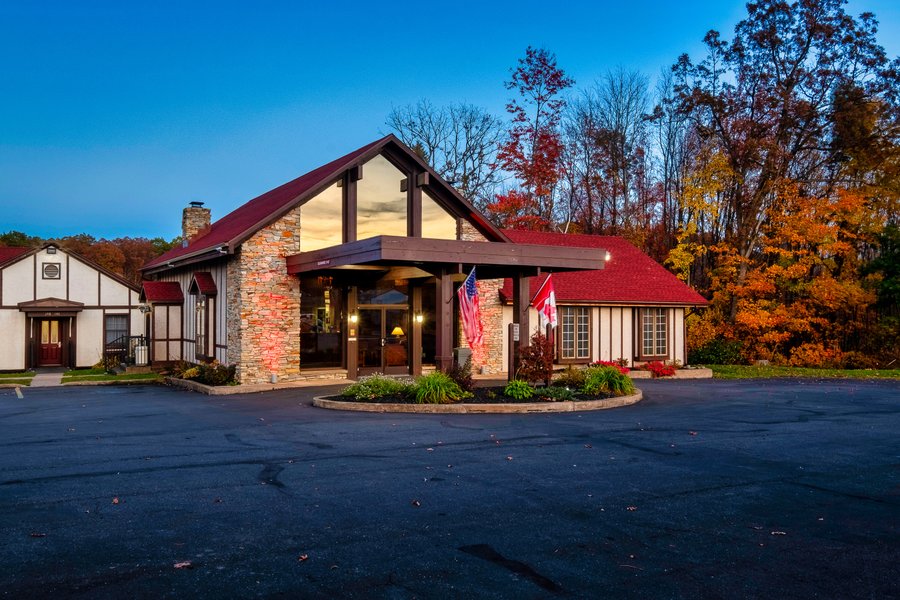 RED ROOF INN & SUITES HAZLETON $74 ($̶9̶0̶) - Updated 2020 Prices