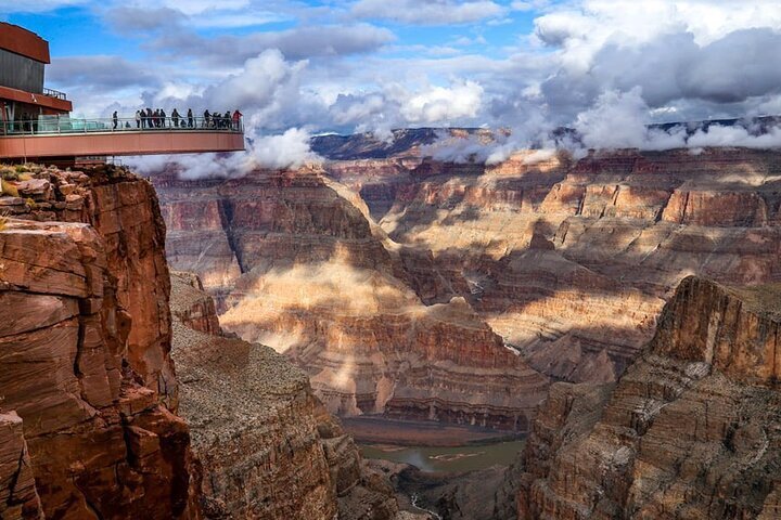 Explorando o Grand Canyon de carro: partindo de Las Vegas