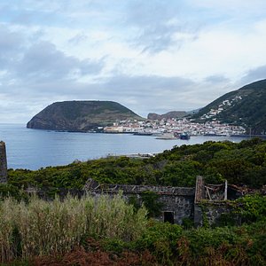 A Fajã das Almas é uma fajã portuguesa localizada na freguesia das Manadas,  Velas, ilha de São Jorge, arquipélago dos Açores. Situa-se na costa Sul da  Ilha de São Jorge. Stock-foto