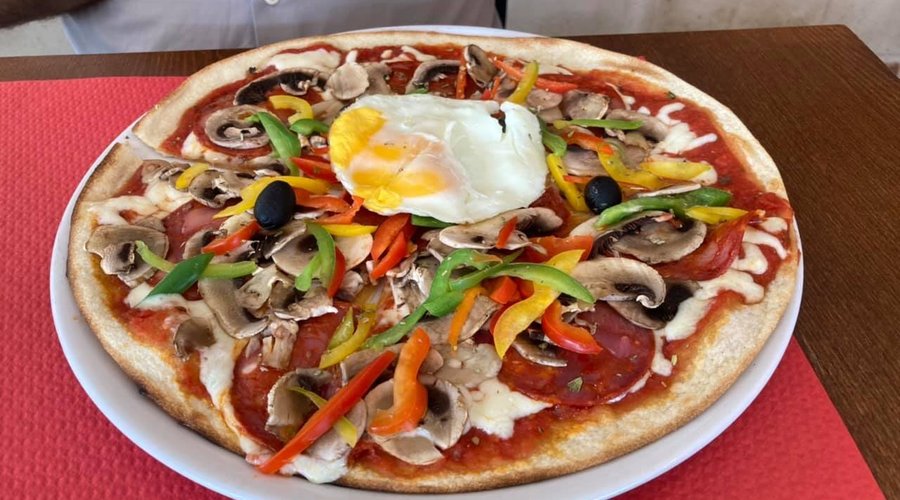 Pizza "rolinnoise" excellente aussi.